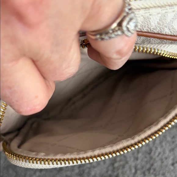 Michael Kors Cream and Brown Logo Crossbody Bag - Picture 4 of 4